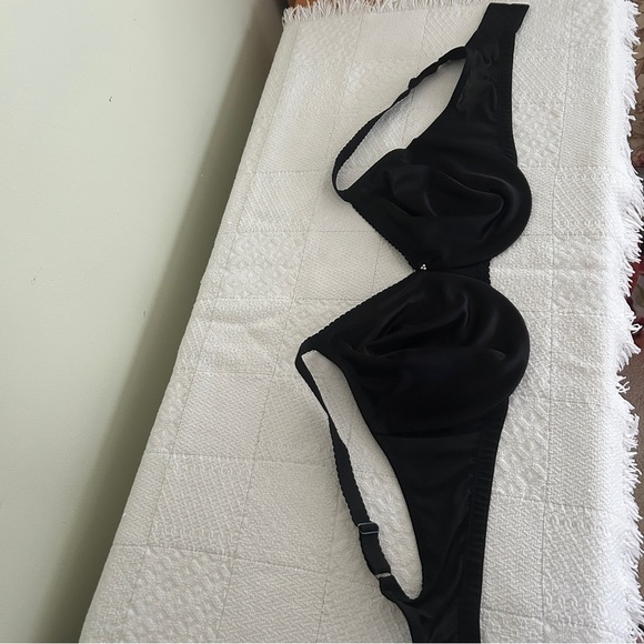 Wacoal Bra Black Simple Shaping Minimizer Underwire size 44D - Picture 4 of 14